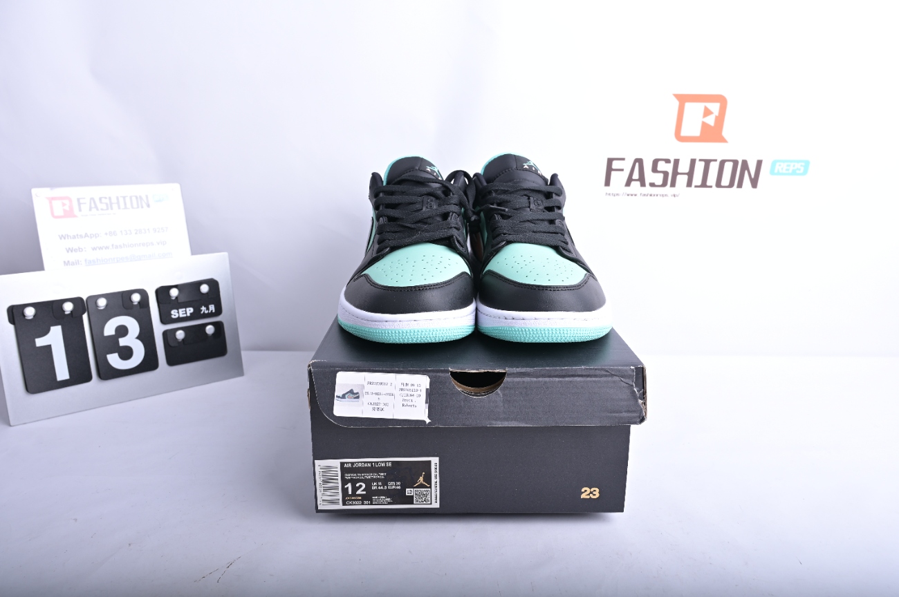 Air Jordan 1 Low SE Tropical Twist  CK3022-301