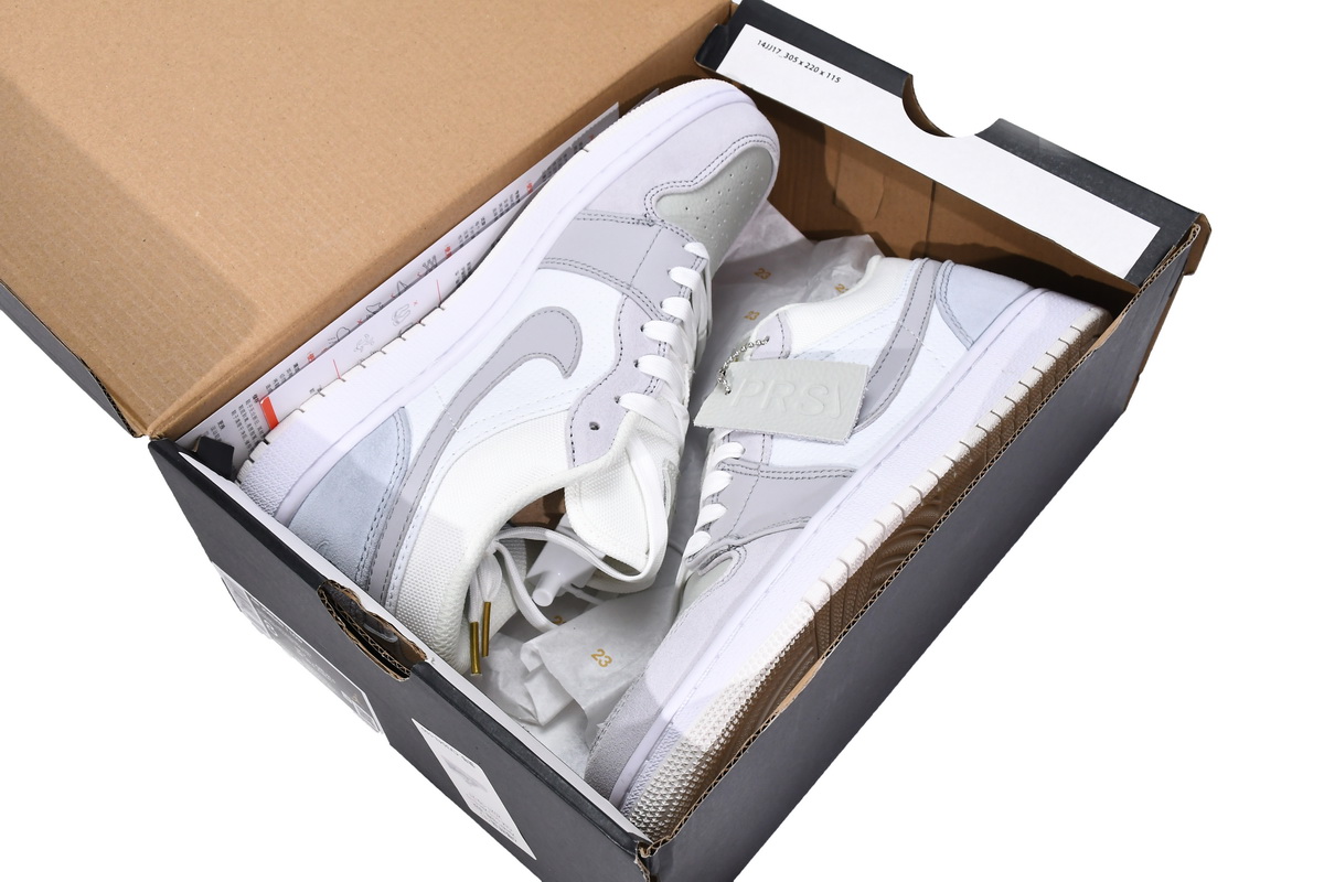 Air Jordan 1 Low “Paris”    CV3043-100