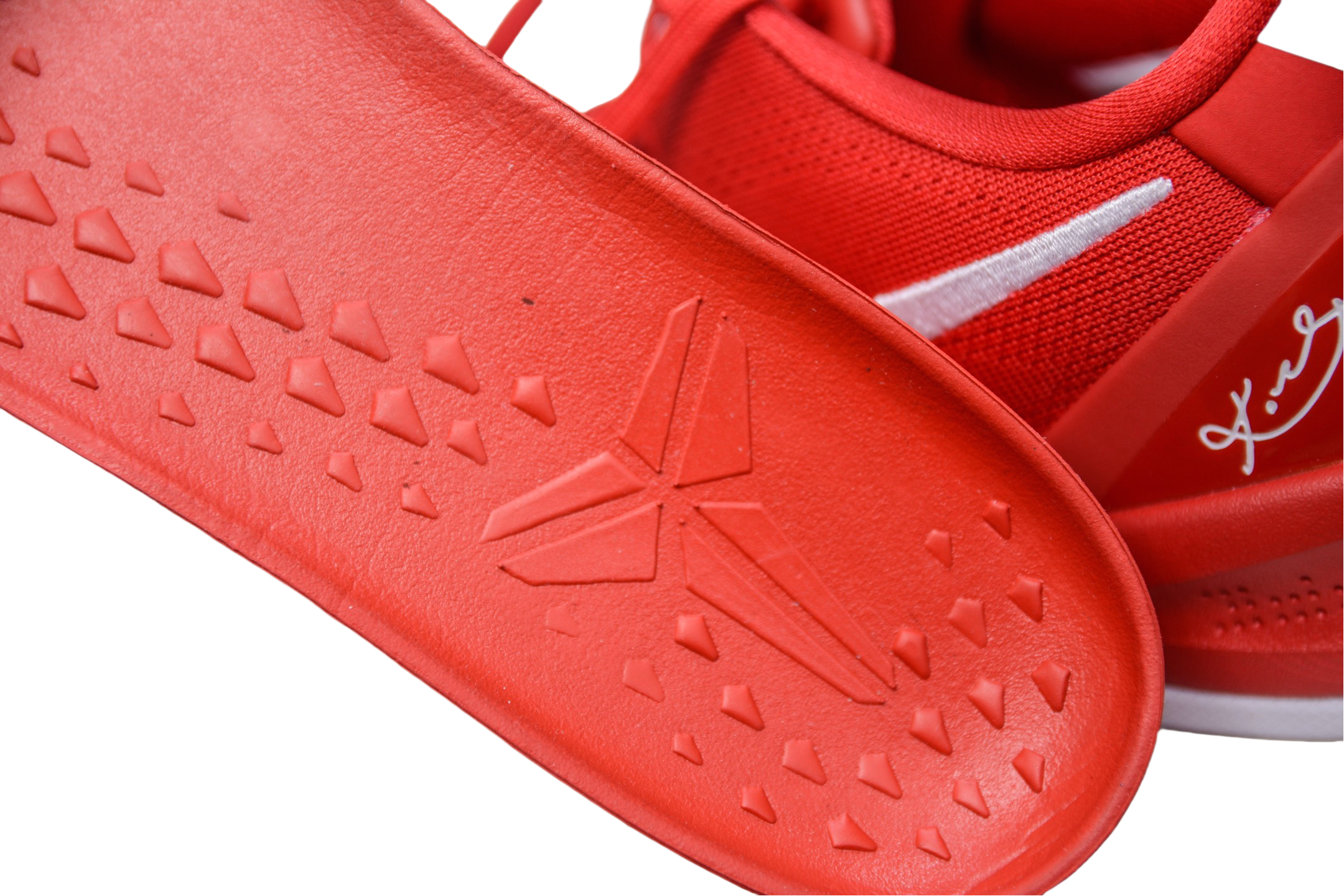 Nike Kobe 8 Protro University Red HF9550-600