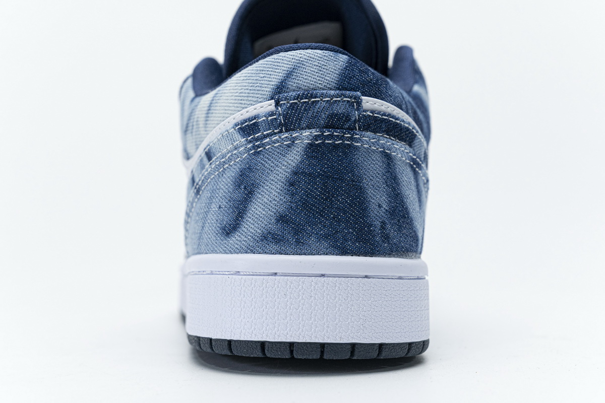 Air Jordan 1 Low SE Washed Denim   CZ8455-100
