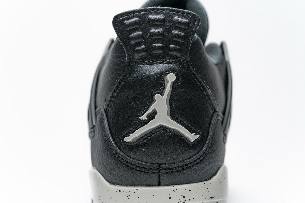 Air Jordan 4 Retro “Metallic Orange” CT8527-118