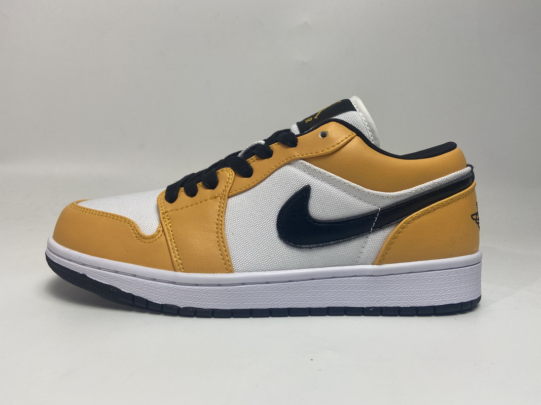 Air Jordan 1 Low Laser Orange   CZ4776-107