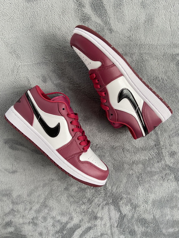 Air Jordan 1 Low Noble Red  553558-604