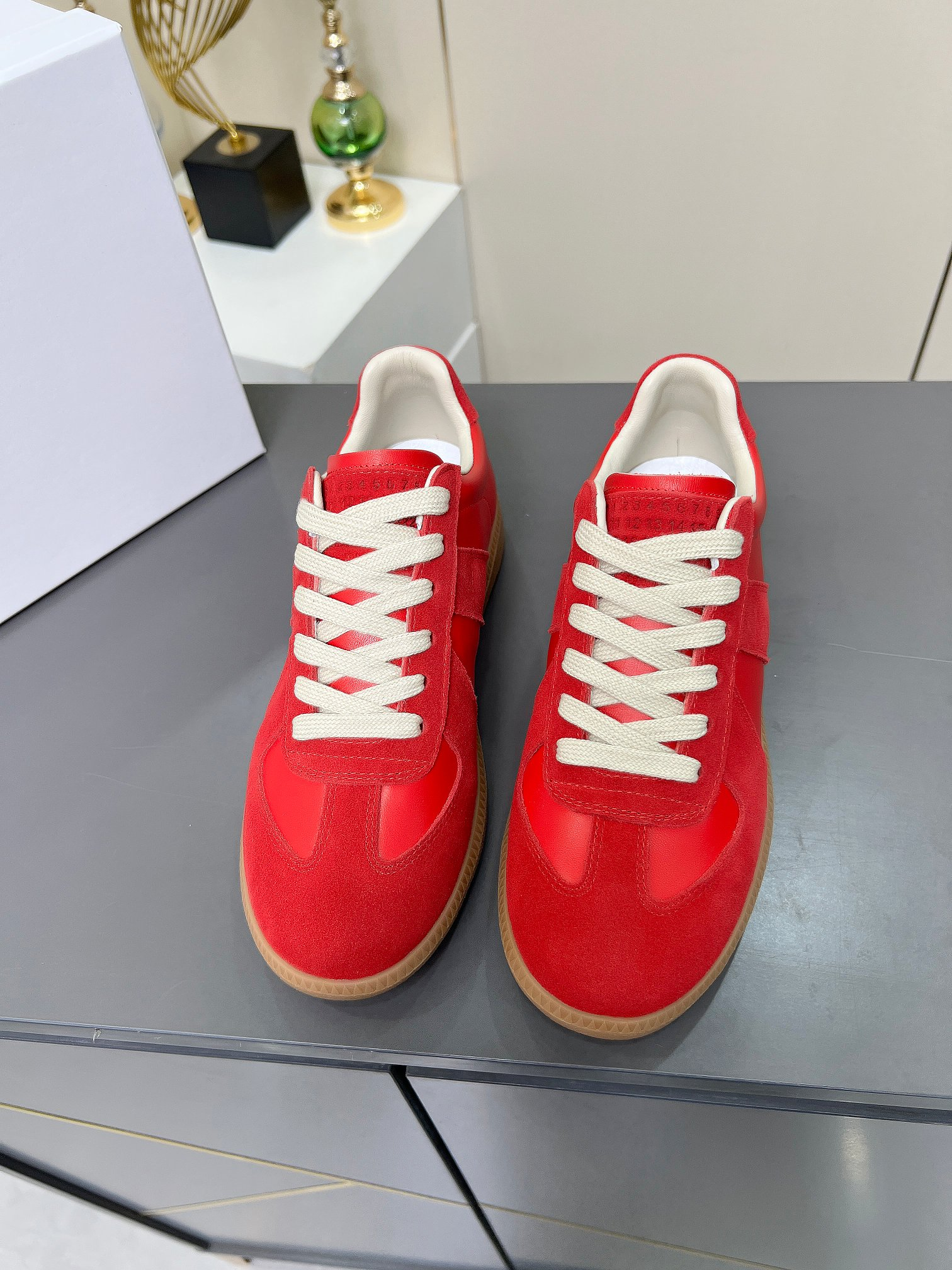 Maison Margiela leather classic  red S57WS0236P1895H8542
