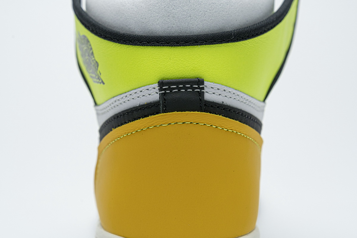 Air Jordan 1 Retro High OG  Volt Gold   555088-118