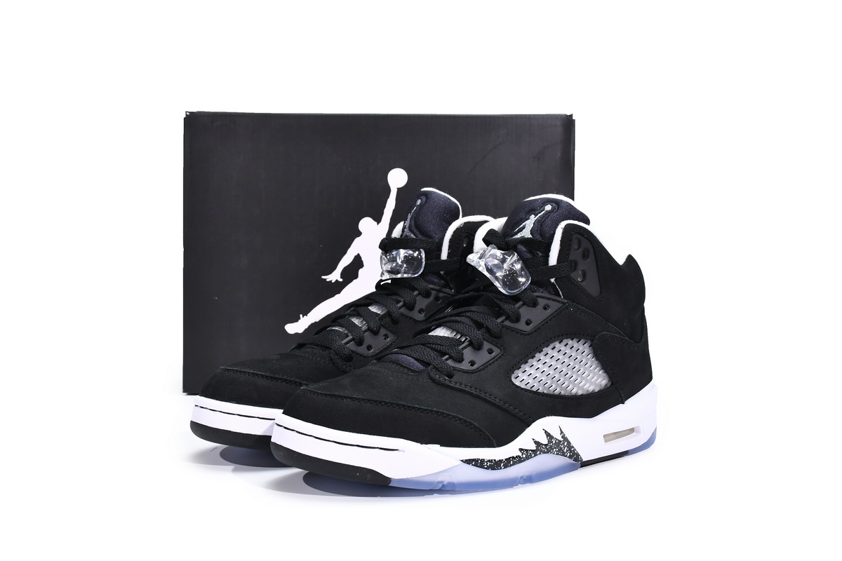 Air Jordan 5 Retro Moonlight  CT4838-011