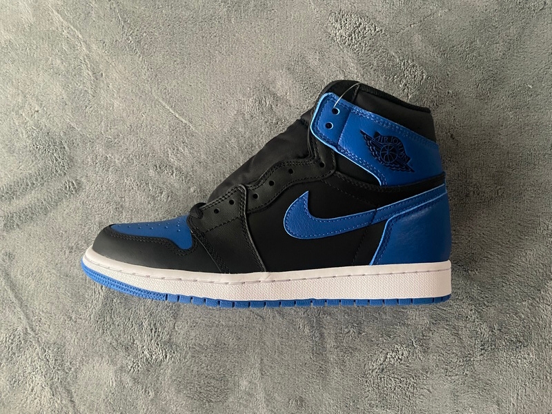 Air Jordan 1 Retro Royal 555088-007
