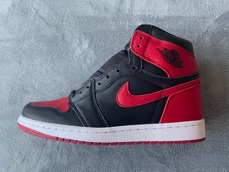 Air Jordan 1 High Banned  555088-001