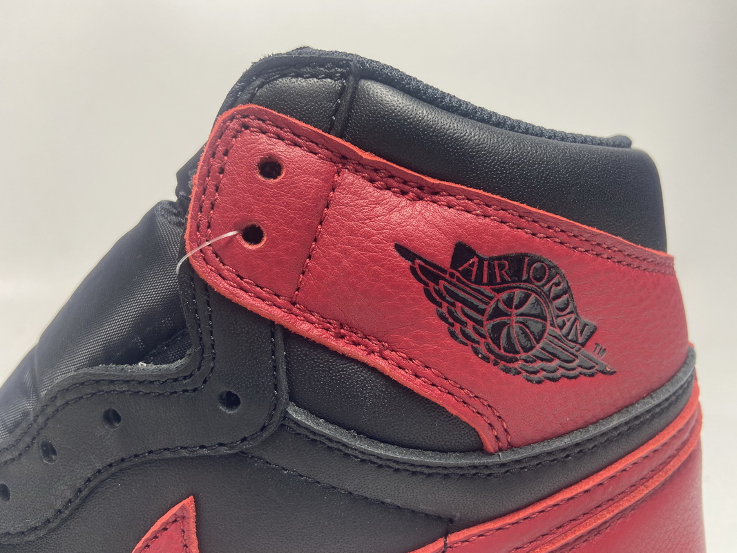 Air Jordan 1 High Banned  555088-001