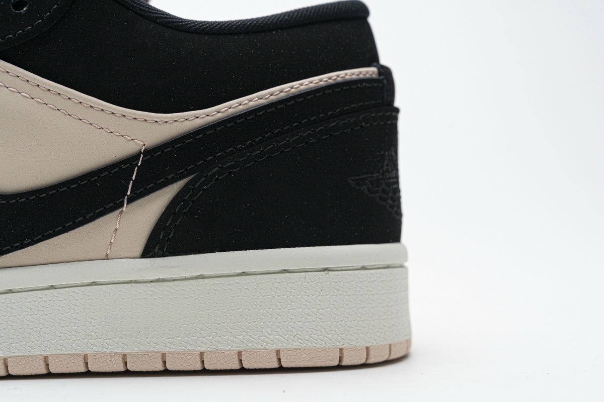 WMNS Air Jordan 1 Low “Black Guava Ice”  DC0774-003