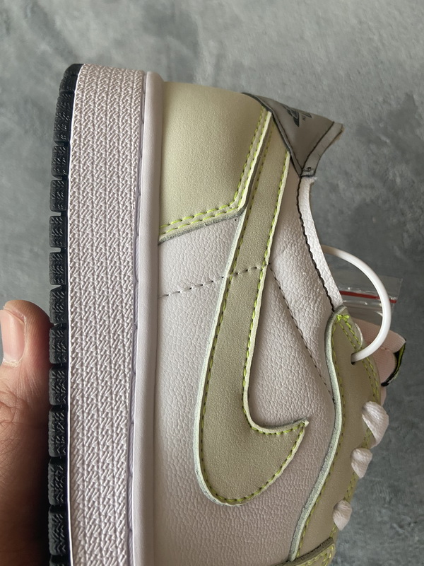 Air Jordan 1 Low OG Ghost Green  DM7837-103
