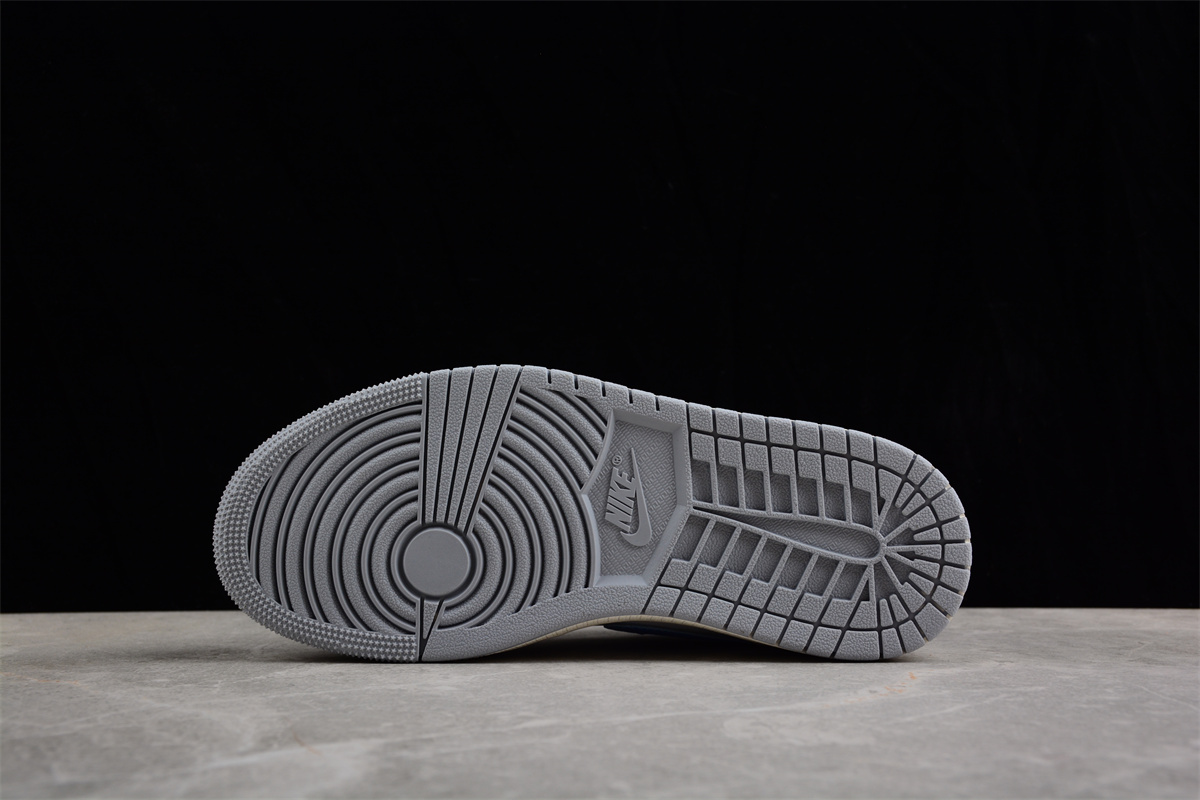 Air Jordan 1 Low  Born To Fly   FJ7219-441