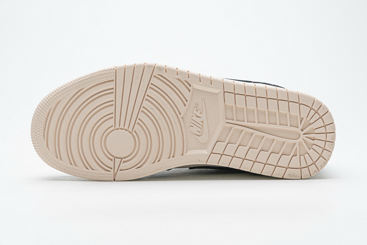 WMNS Air Jordan 1 Low “Black Guava Ice”  DC0774-003