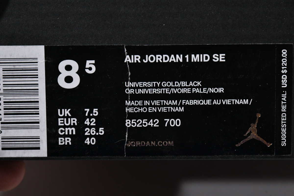 Air Jordan 1 Mid SE Lakers 852542-700