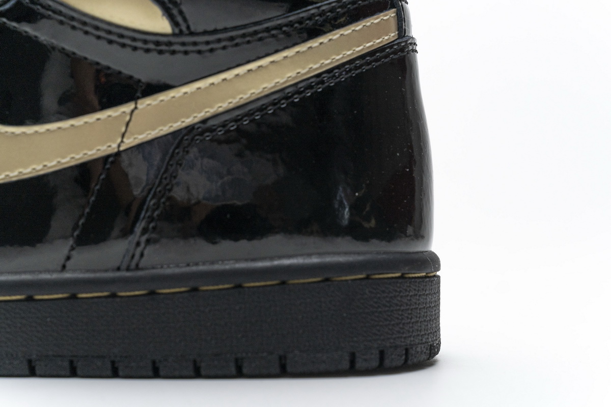 DG  Air Jordan 1 High OG Patent Black Metallic Gold  555088-032