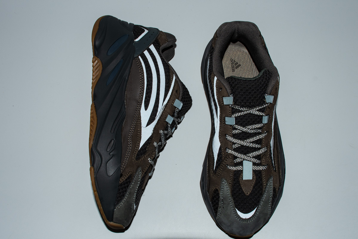 Adidas Yeezy Boost 700 V2 “Geode” EG6860
