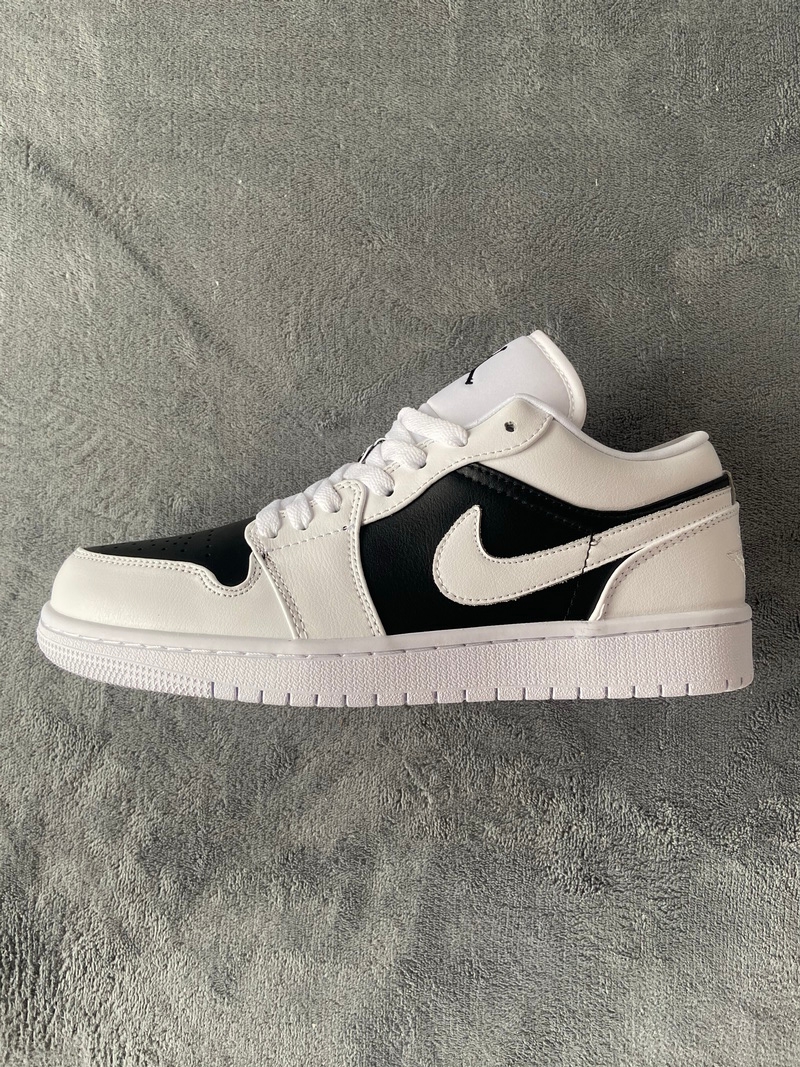 Air Jordan 1 Low Panda   DC0774-100