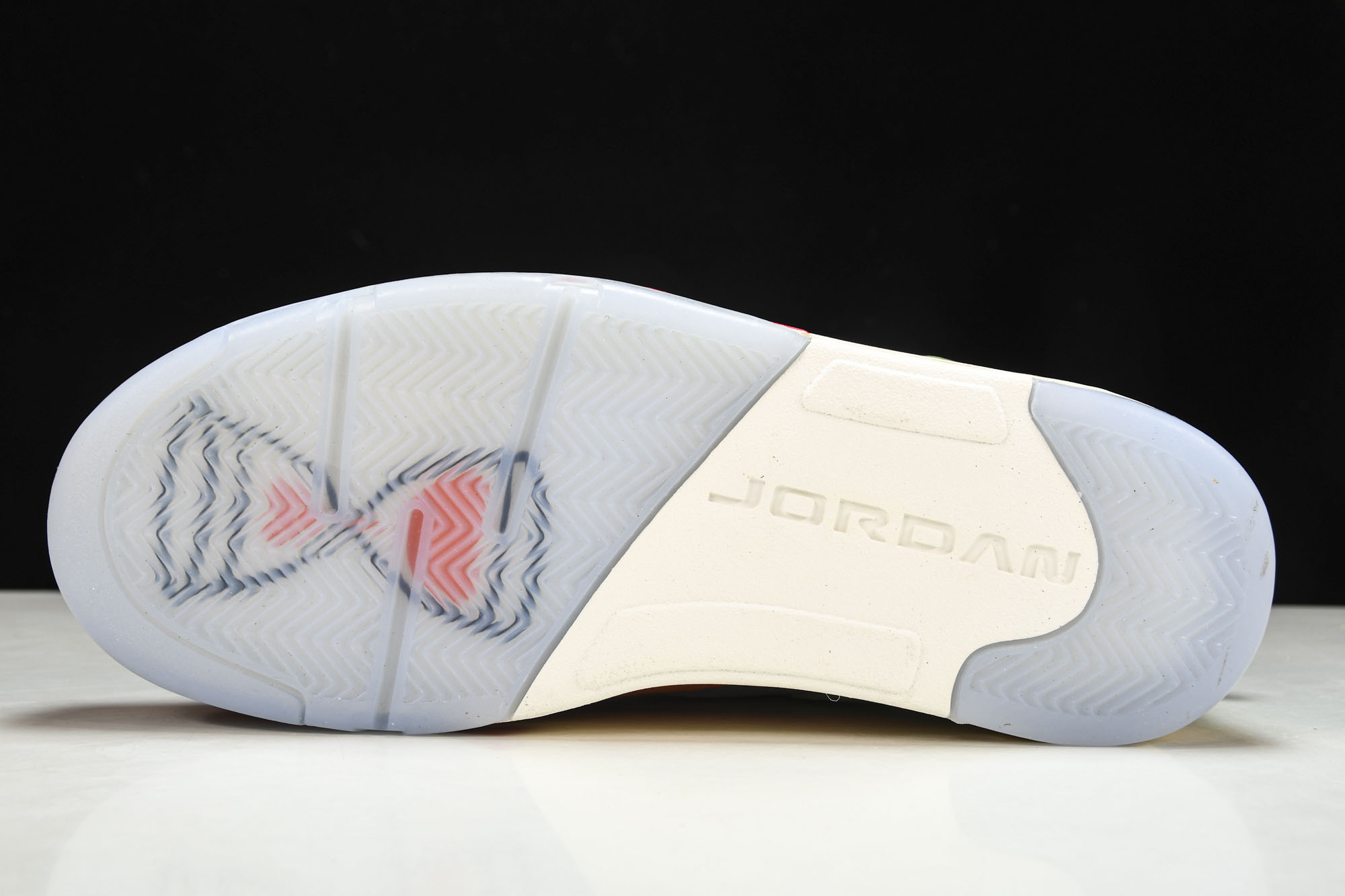 Air Jordan 5 Low  Doernbecher   DR6287-486