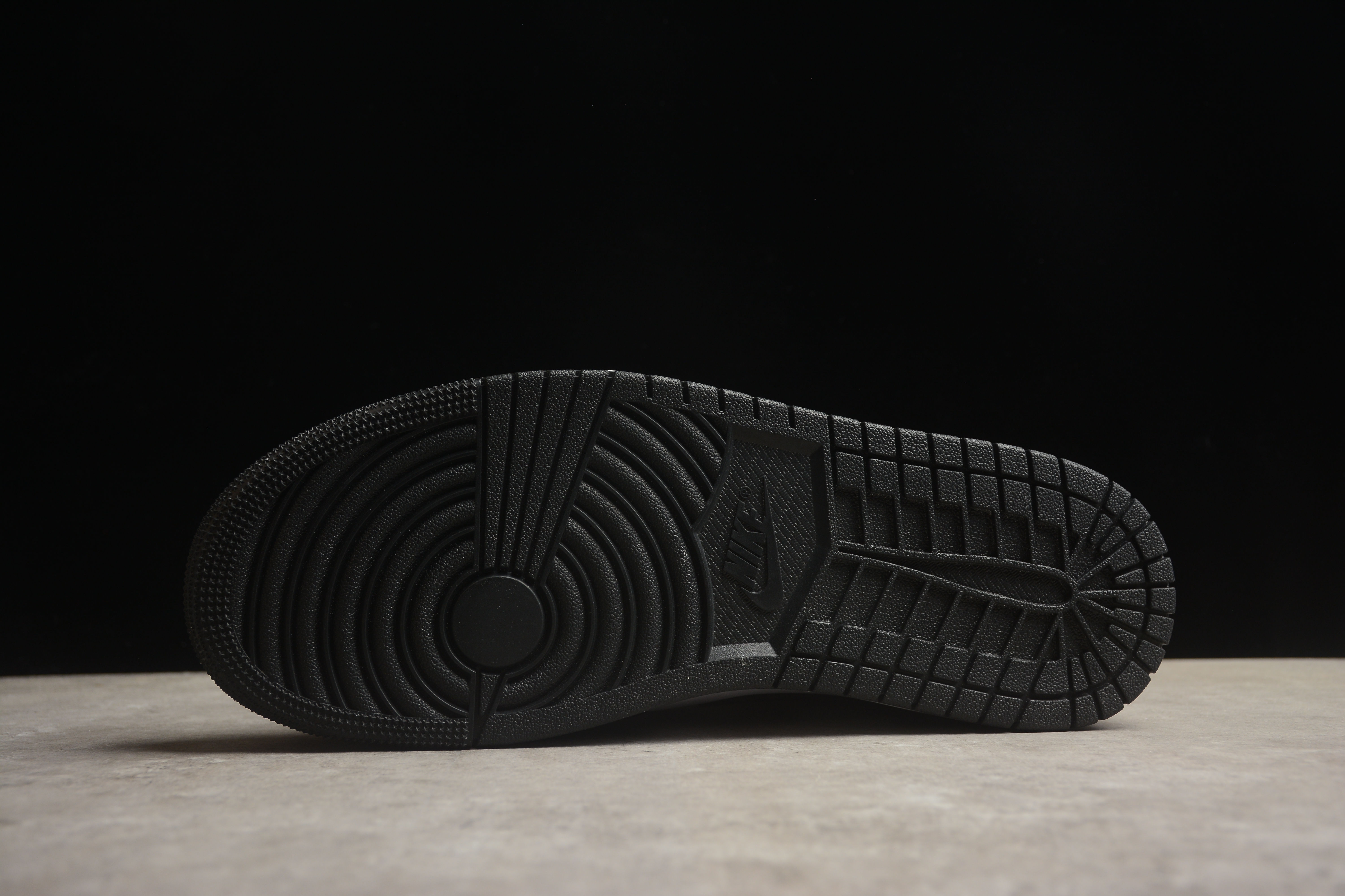Jordan 1 Mid DV0991 101