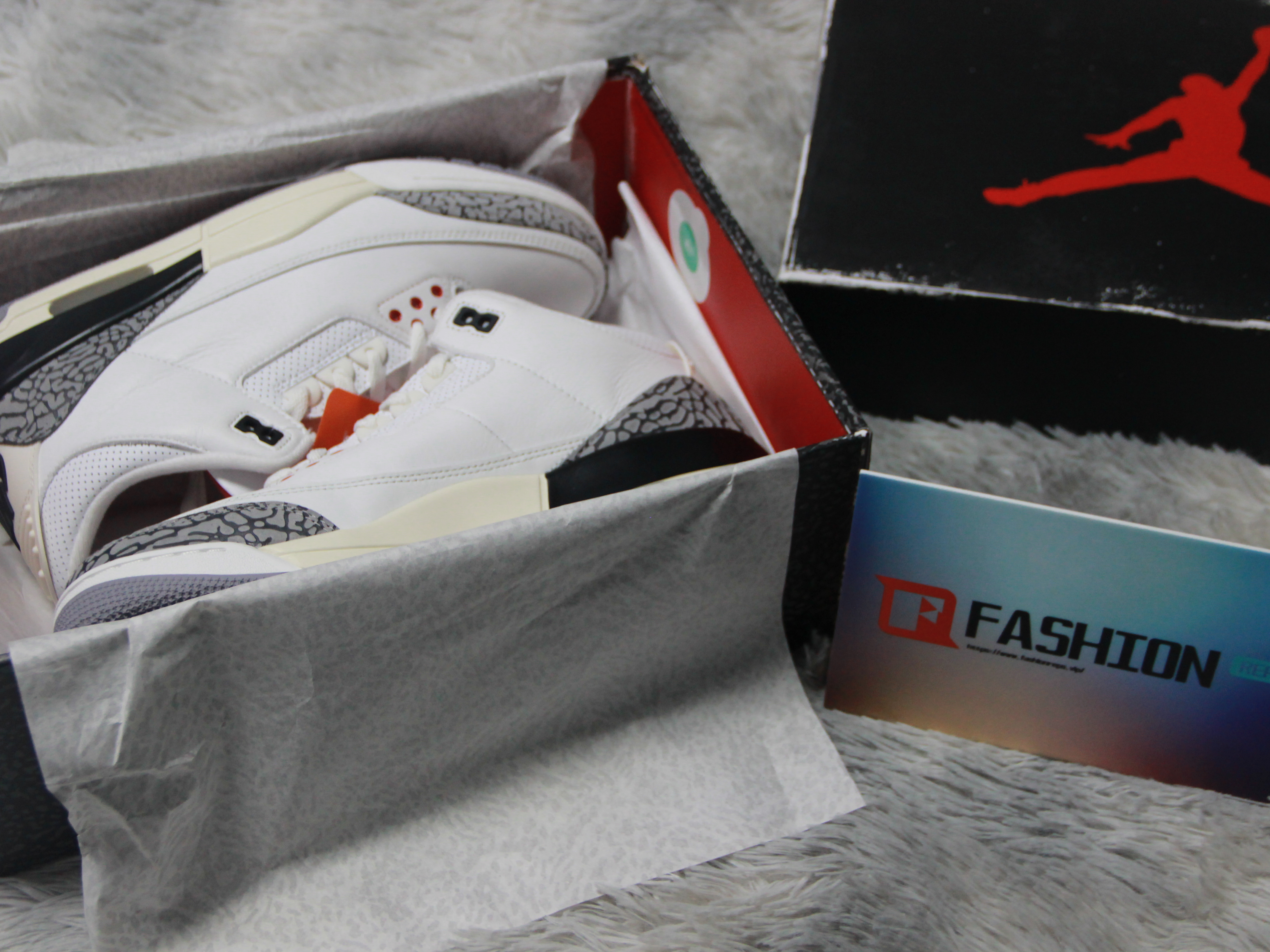 Air Jordan 3 “White Cement Reimagined”  DN3707-100