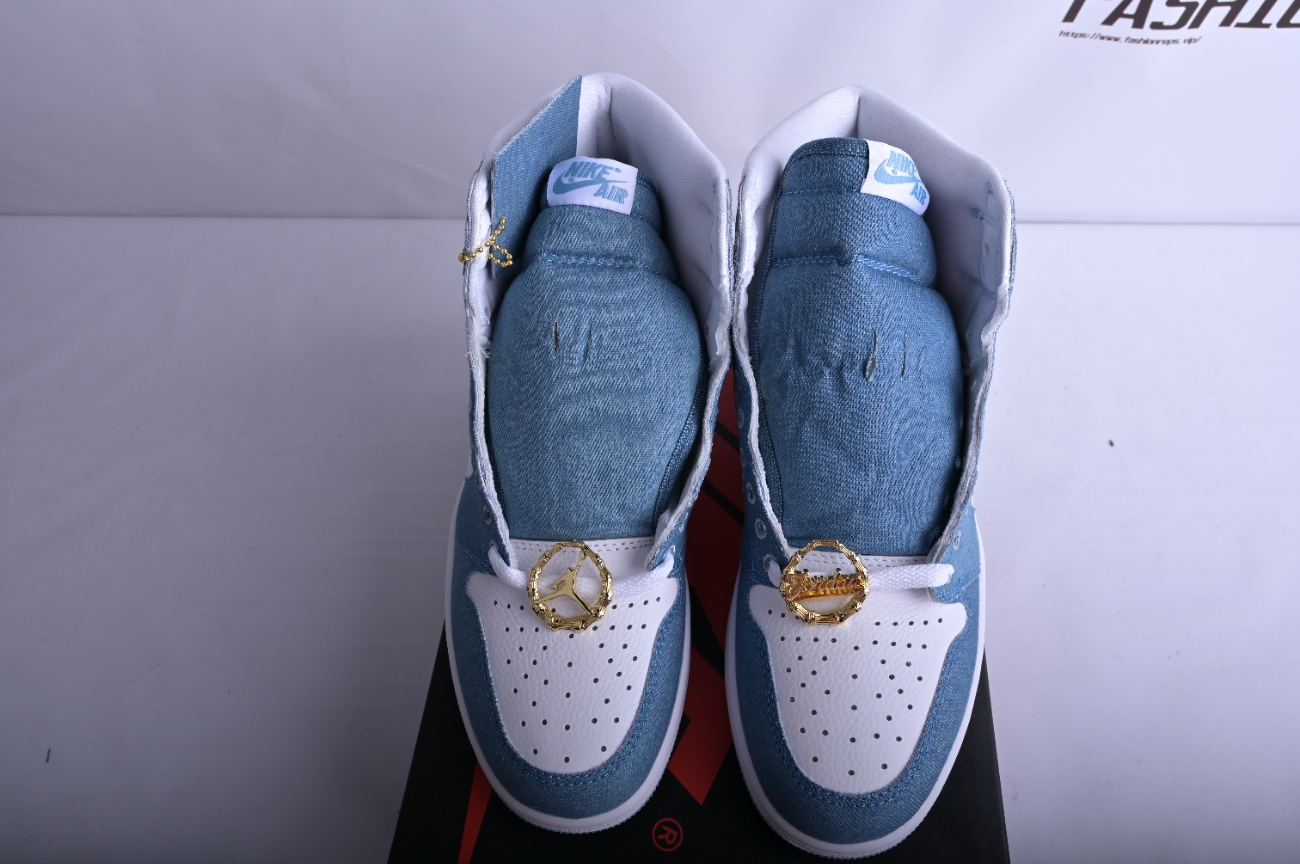 Air Jordan 1 High OG Denim  DM9036-104