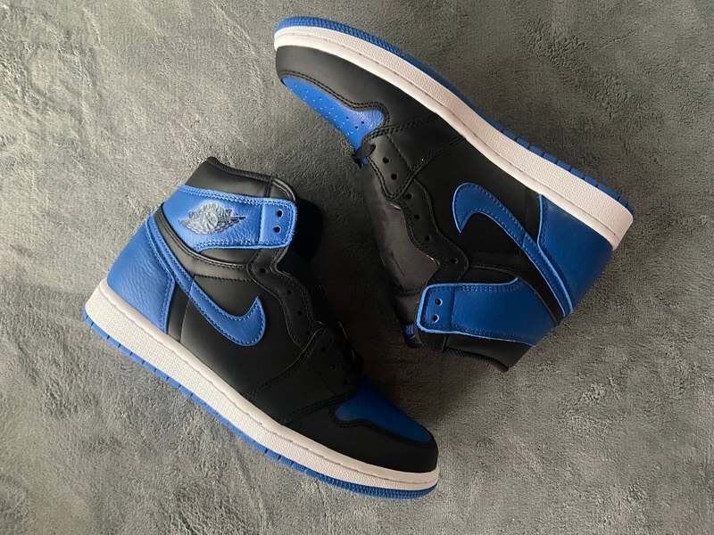 Air Jordan 1 Retro Royal 555088-007