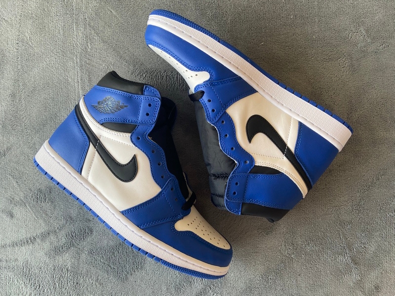 Air Jordan 1 OG High Game Royal 555088-403