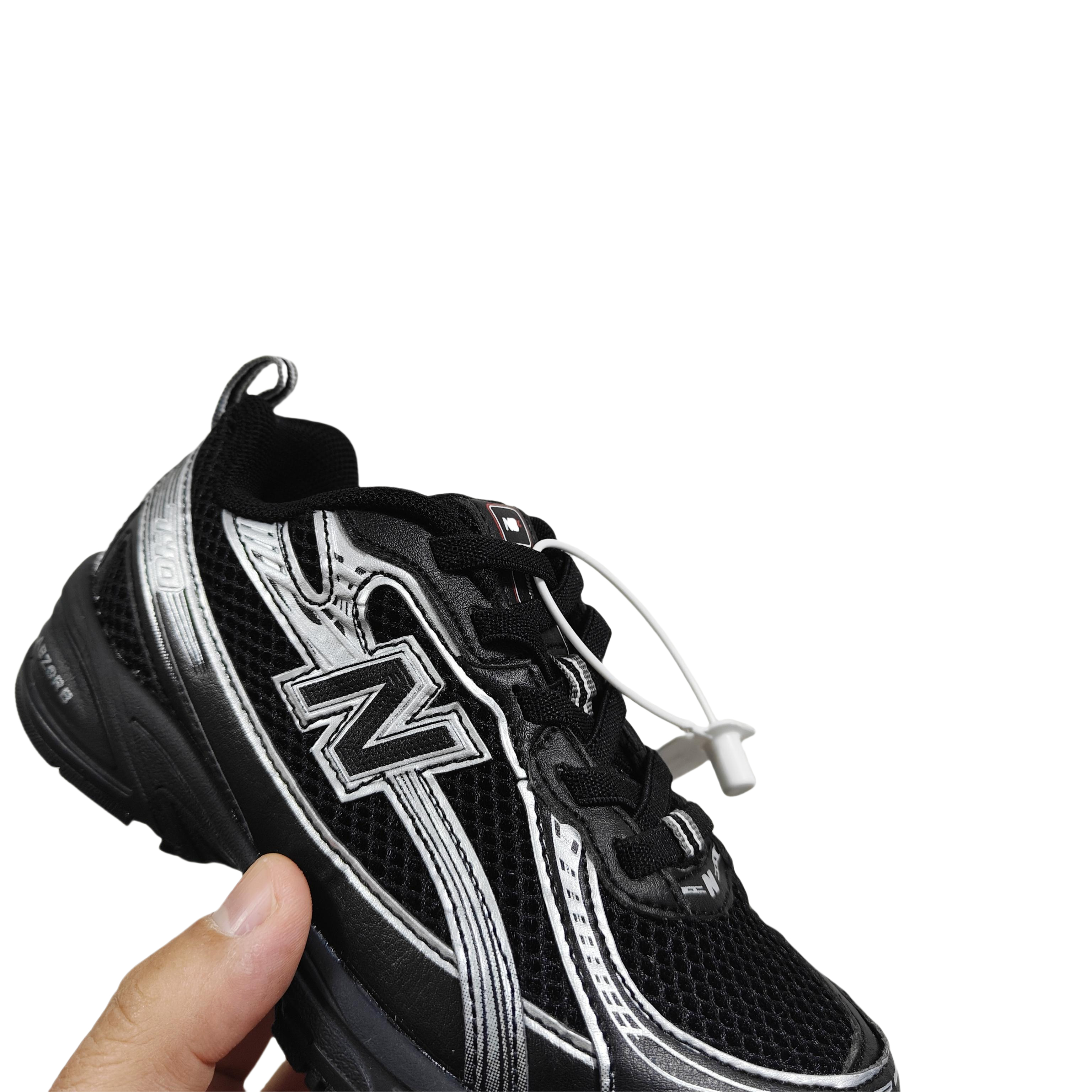 New Balance 740 Kids Sneaker Black