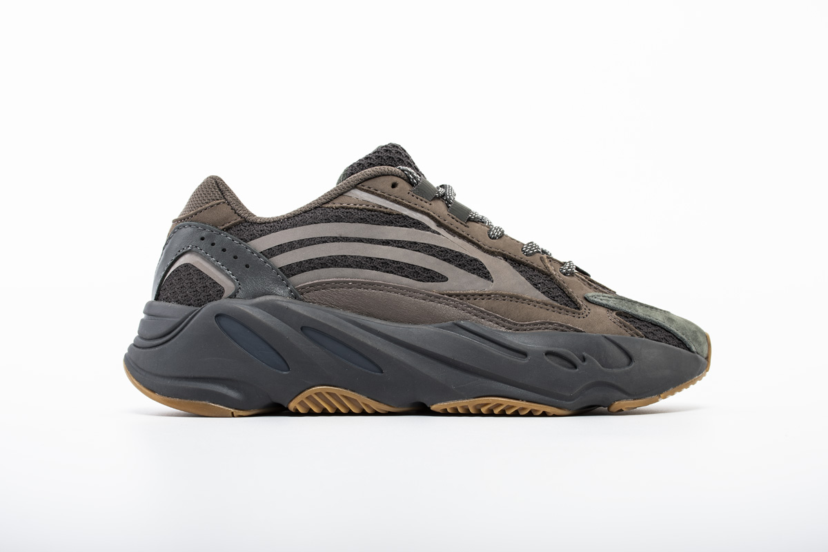 DG  Yeezy Boost 700 V2 “Static” EG6860
