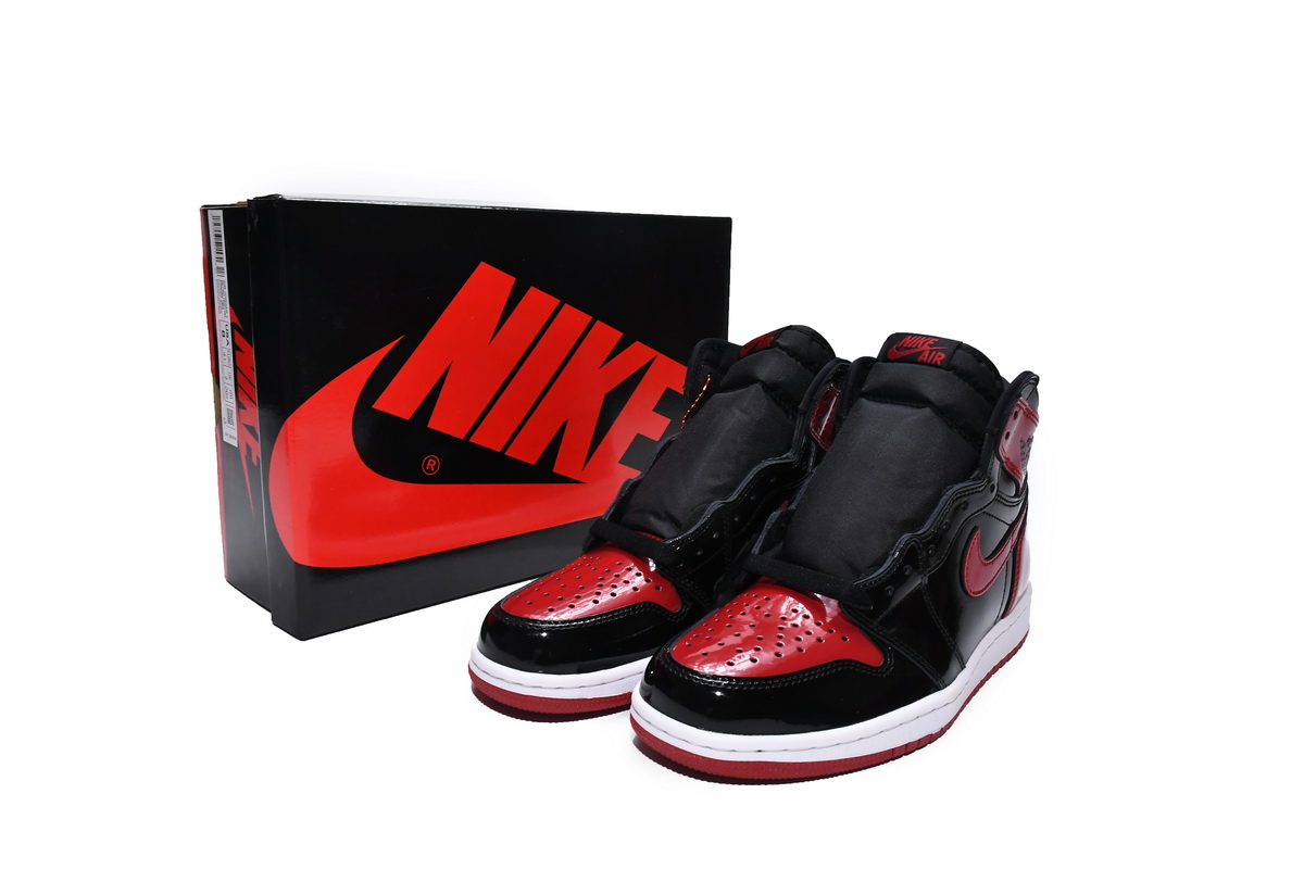 Air Jordan 1 High “Banned”  Patent Leather isForbidden to Wear.  555088-063