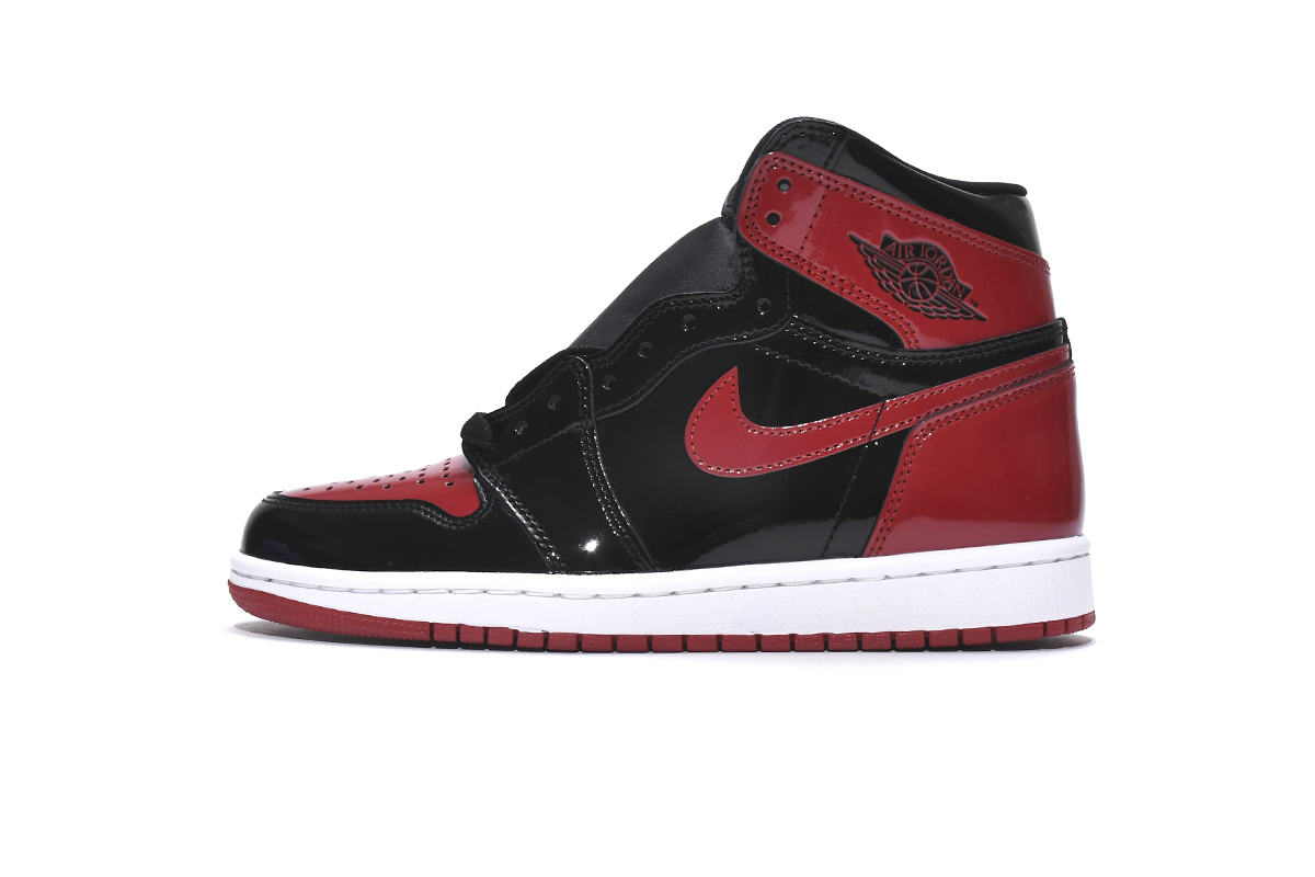 Air Jordan 1 High “Banned”  Patent Leather isForbidden to Wear.  555088-063
