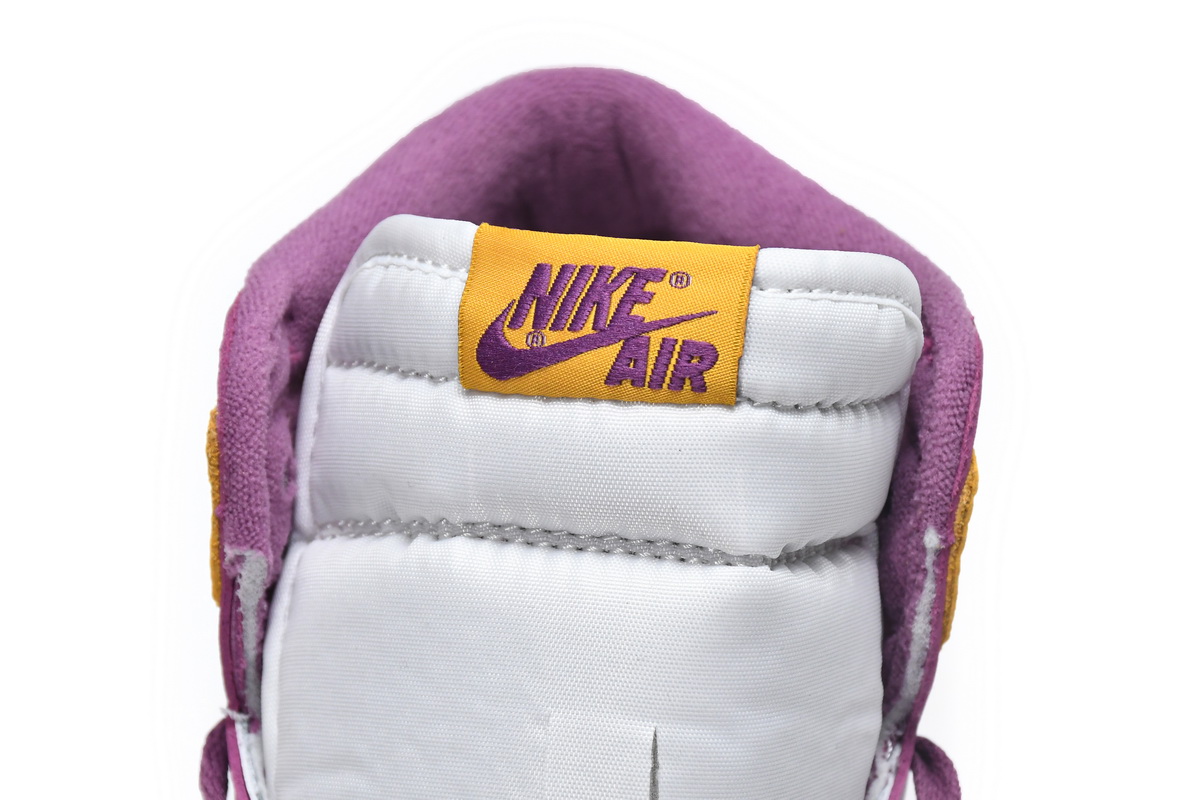 Air Jordan 1 High OG “Brotherhood”  555088-706