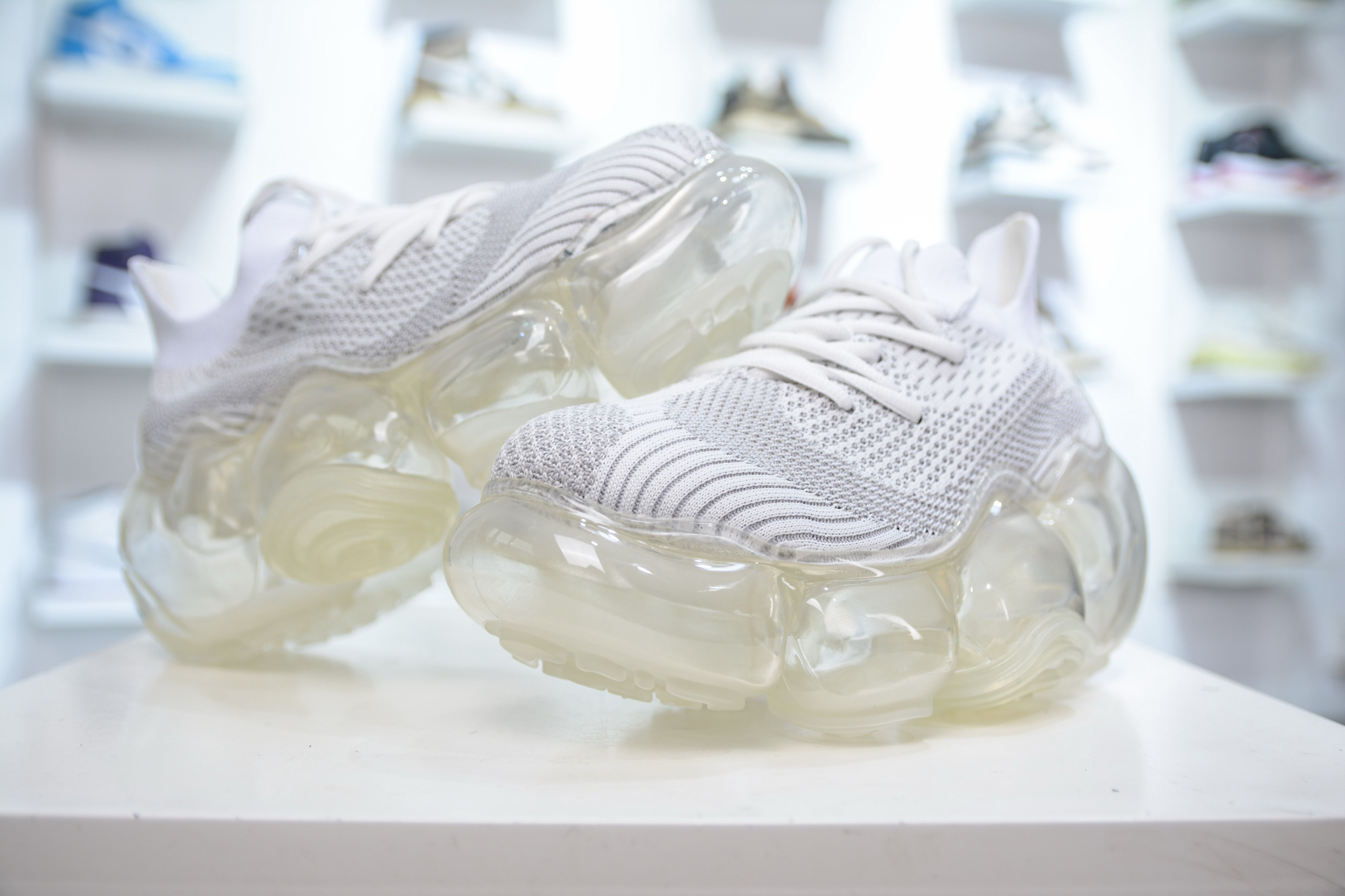 Grounds Moople White mptp102722