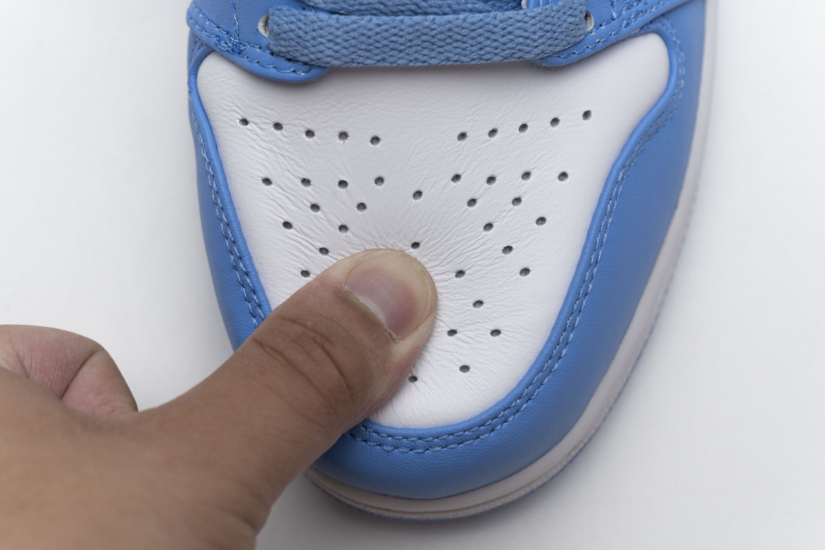 Air Jordan 1 Low UNC  AO9944-441