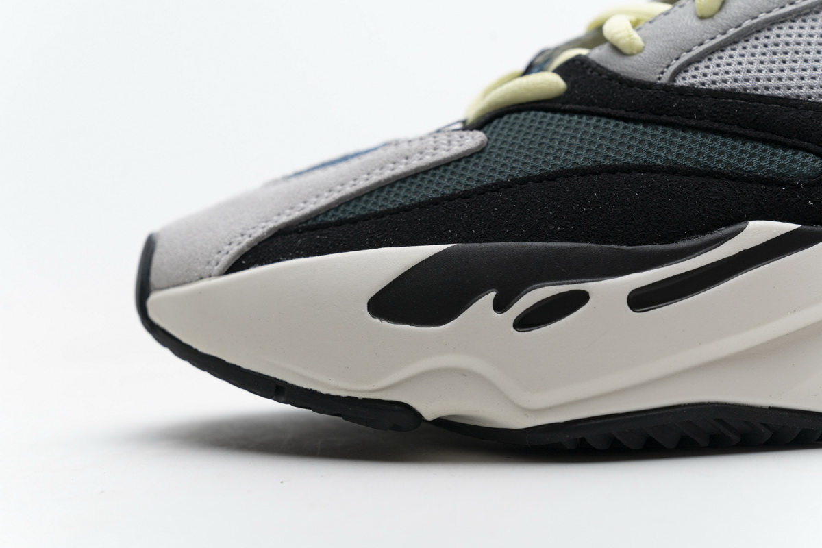 PK GOD  Yeezy 700 Wave Runner B75571