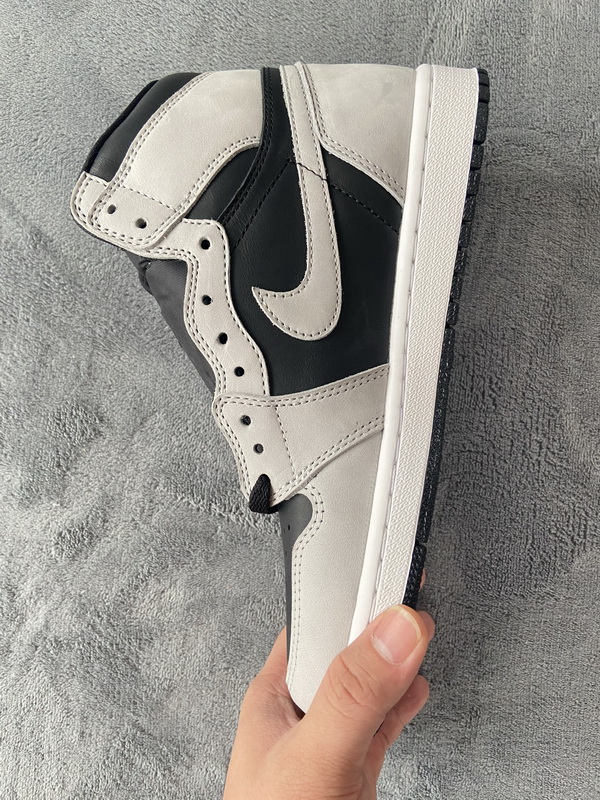 Air Jordan 1 Shadow 2.0 Black Light Smoke Grey 555088-035