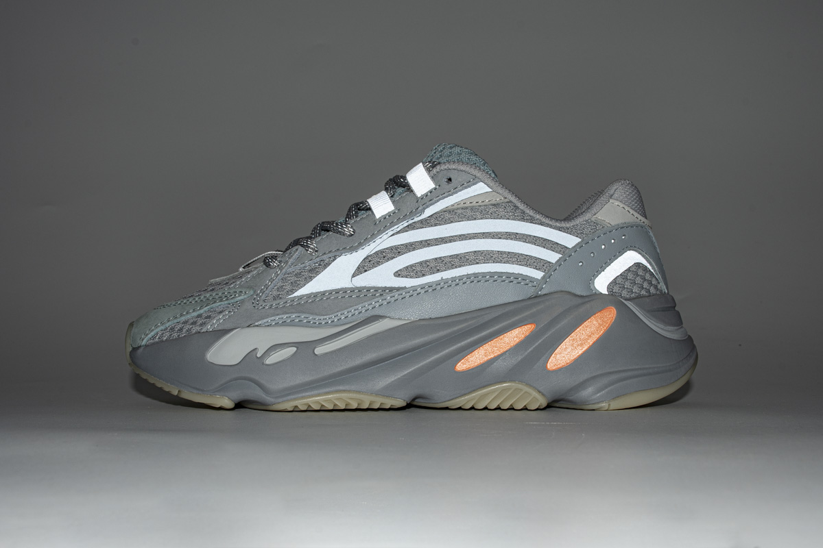 DG  700 V2 Yeezy Boost 700V2 “Inertia” FW2549