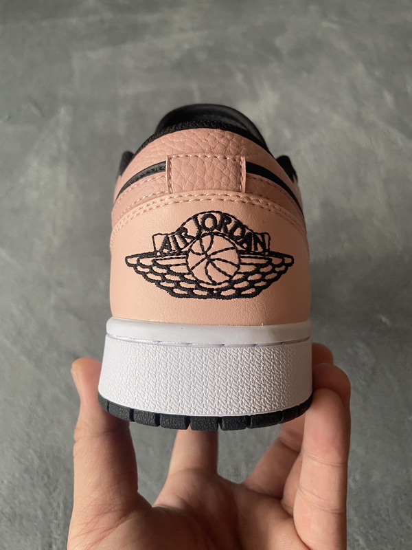 Air Jordan 1 Low Crimson Tint  553558-034