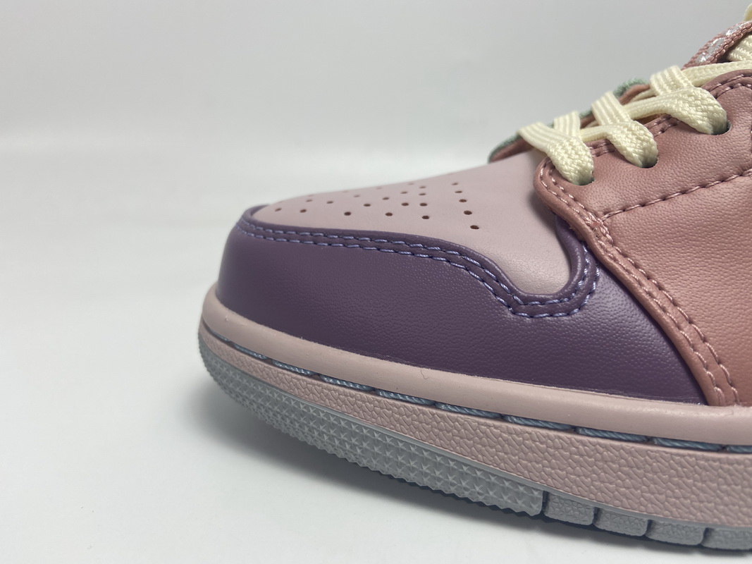 Air Jordan 1 Low SE Champagne  DJ5196-615