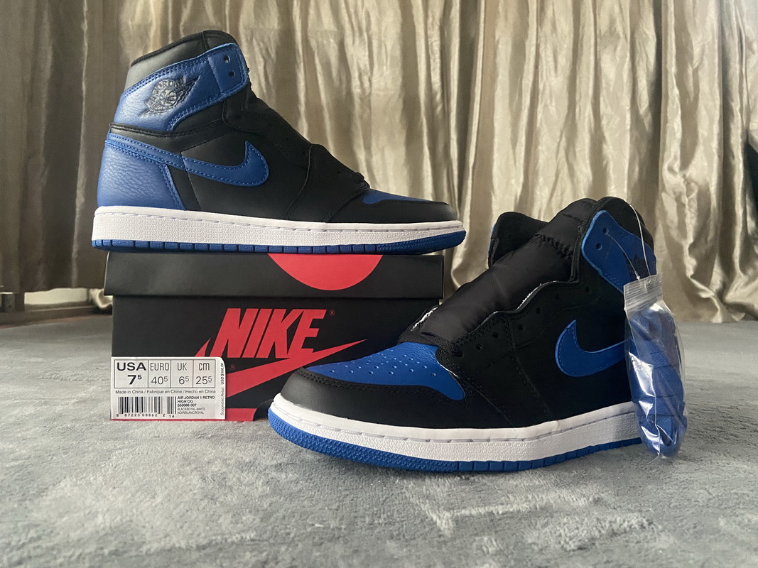 Air Jordan 1 Retro Royal 555088-007