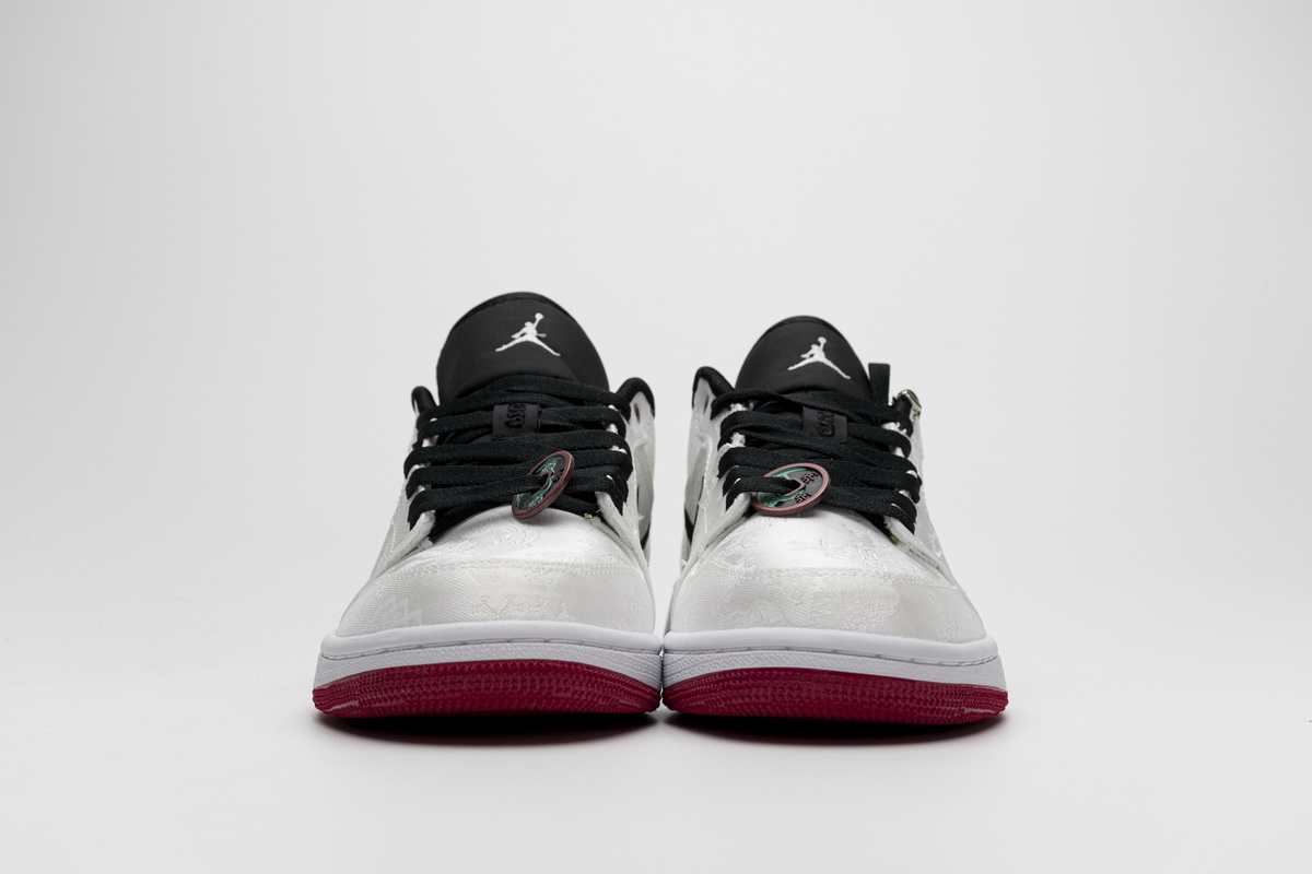 Edison Chen x Air Jordan 1 LOW SE “Fearless”    CU2804-100