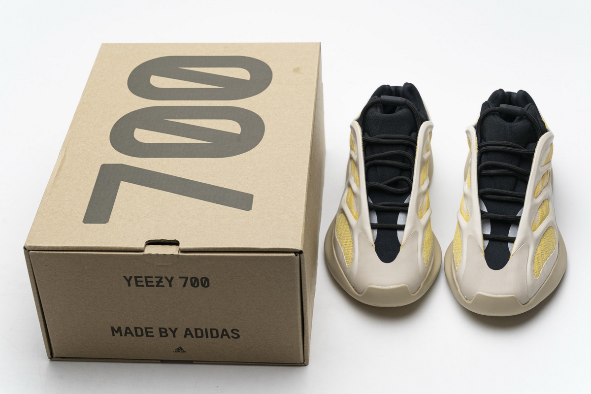 adidas Yeezy Boost 700 V3 Srphym G54853