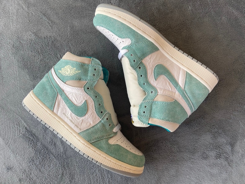 Air Jordan 1 High OG Turbo Green   555088-311
