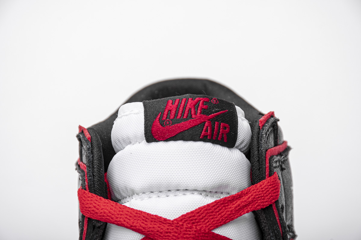 DG   Air Jordan 1 Retro High OG “Meant To Fly”  555088-062