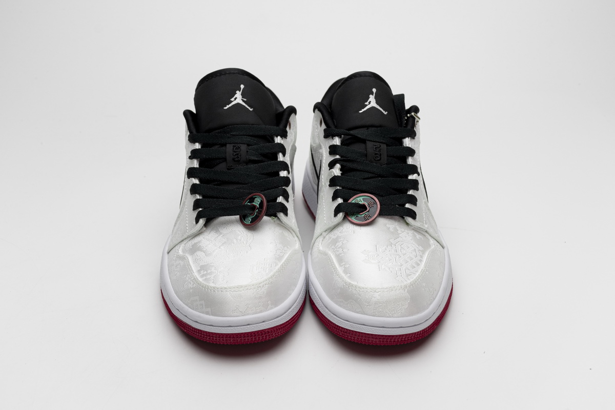 Edison Chen x Air Jordan 1 LOW SE “Fearless”    CU2804-100