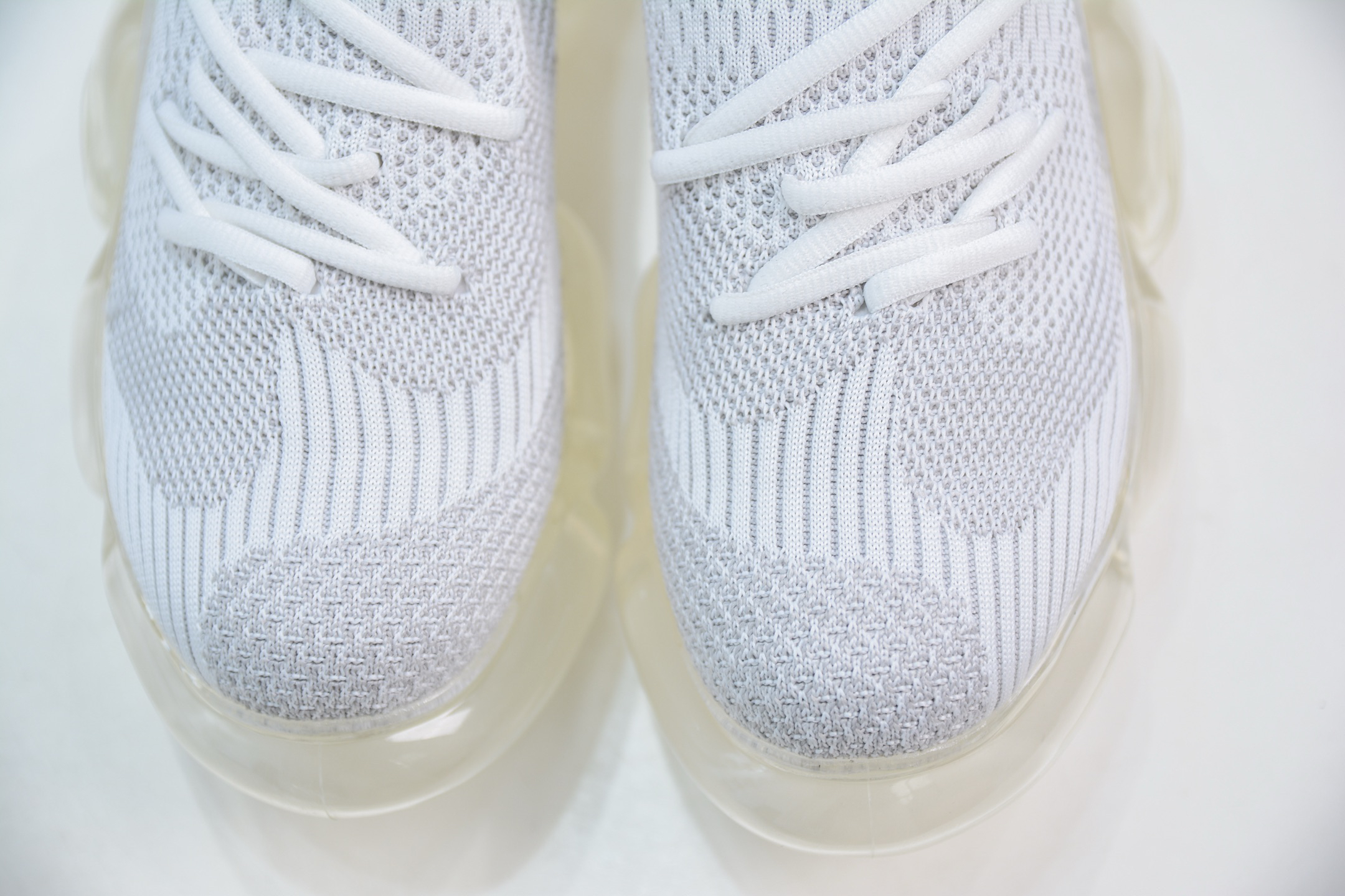 Grounds Moople White mptp102722