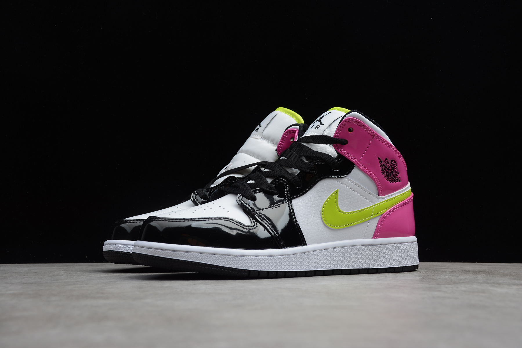 Air Jordan 1 Mid   CZ9835-100