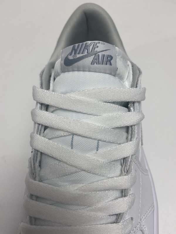 Air Jordan 1 Low OG Neutral Grey  CZ0775-100