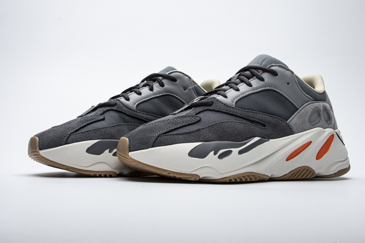 DG  Yeezy Boost 700“Magnet”FV9922