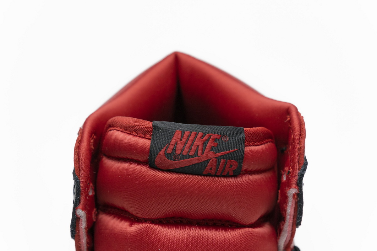 DG  Air Jordan 1 High OG WMNS “Satin Snake”   CD0461-601